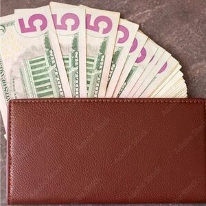 5.00-7.00 items! Bundle for shipping! Take a look.